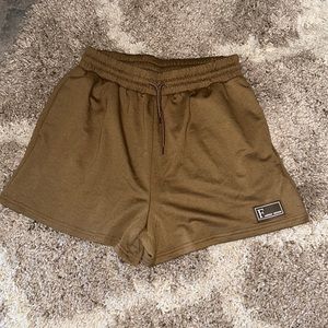 Mirity Shorts NWT